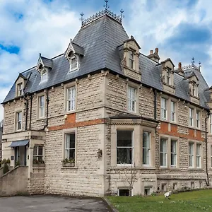 The Roseate 5* Bath