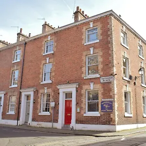 Grosvenor Place 3* Chester