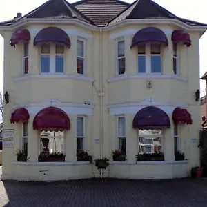 Hunters 4* Southampton