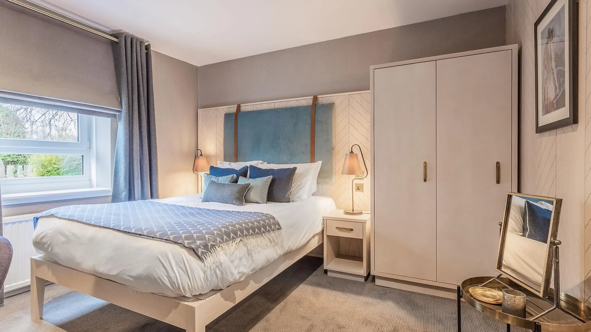 Palm Court Hotel Aberdeen 4*,