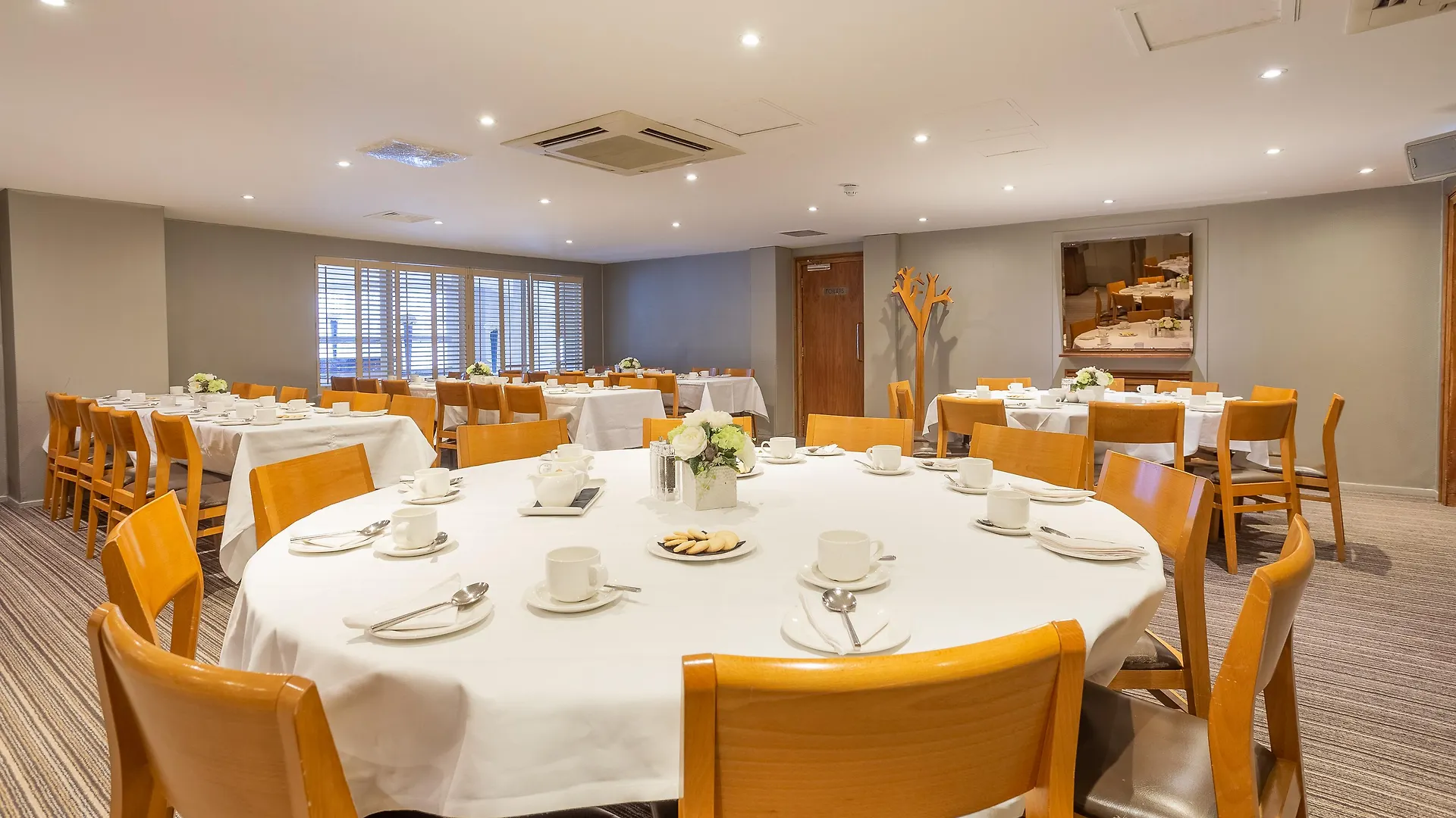 Palm Court Hotel Aberdeen 4*,  United Kingdom