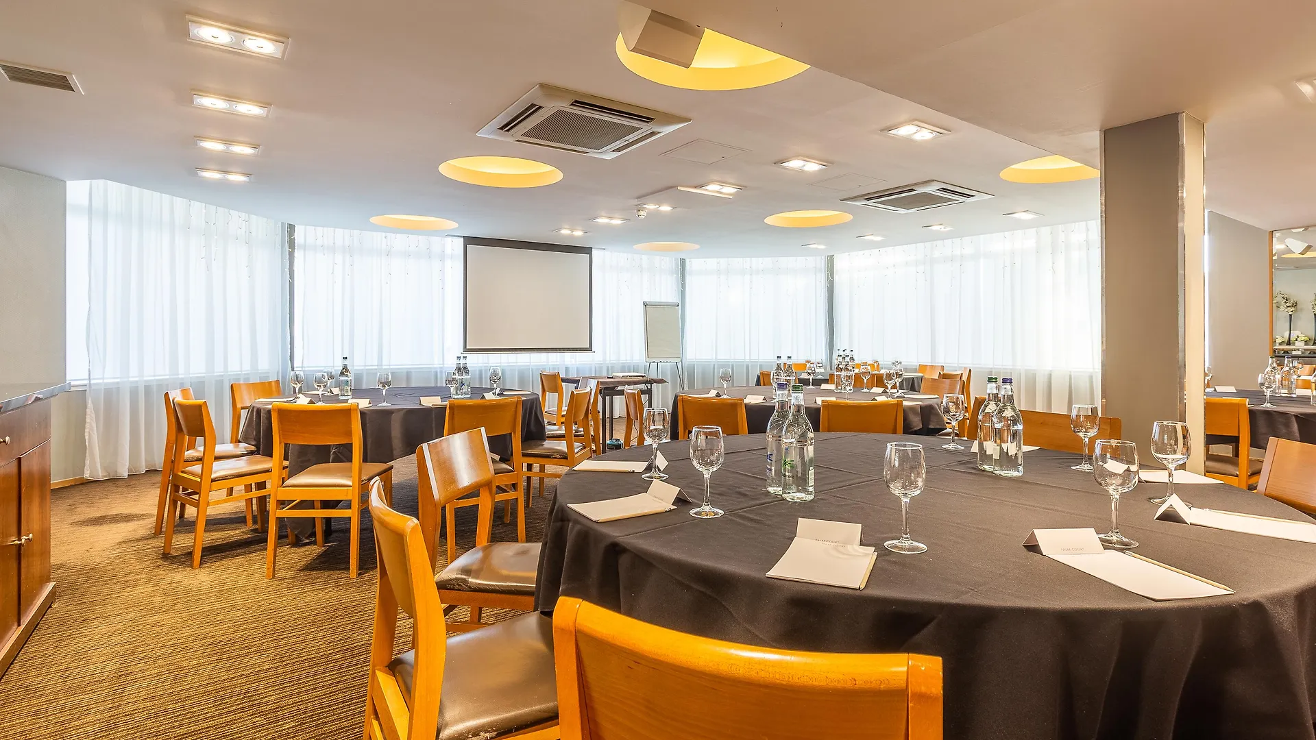 Palm Court Hotel Aberdeen 4*,  United Kingdom